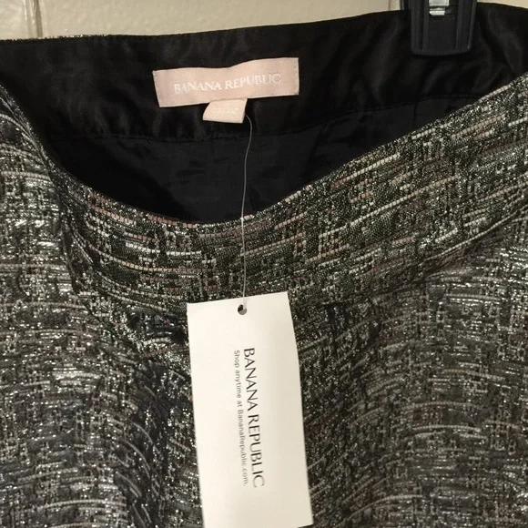 Banana Republic Sz 2 Silver Shimmer Mini Skirt - Picture 4 of 8